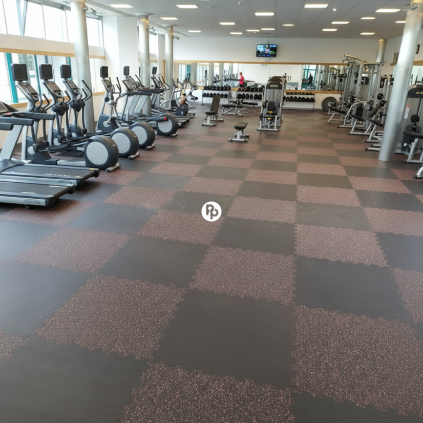 Zátěžová podložka FitFloor Puzzle pod posilovací stroje a činky 1000x1000x8mm černá